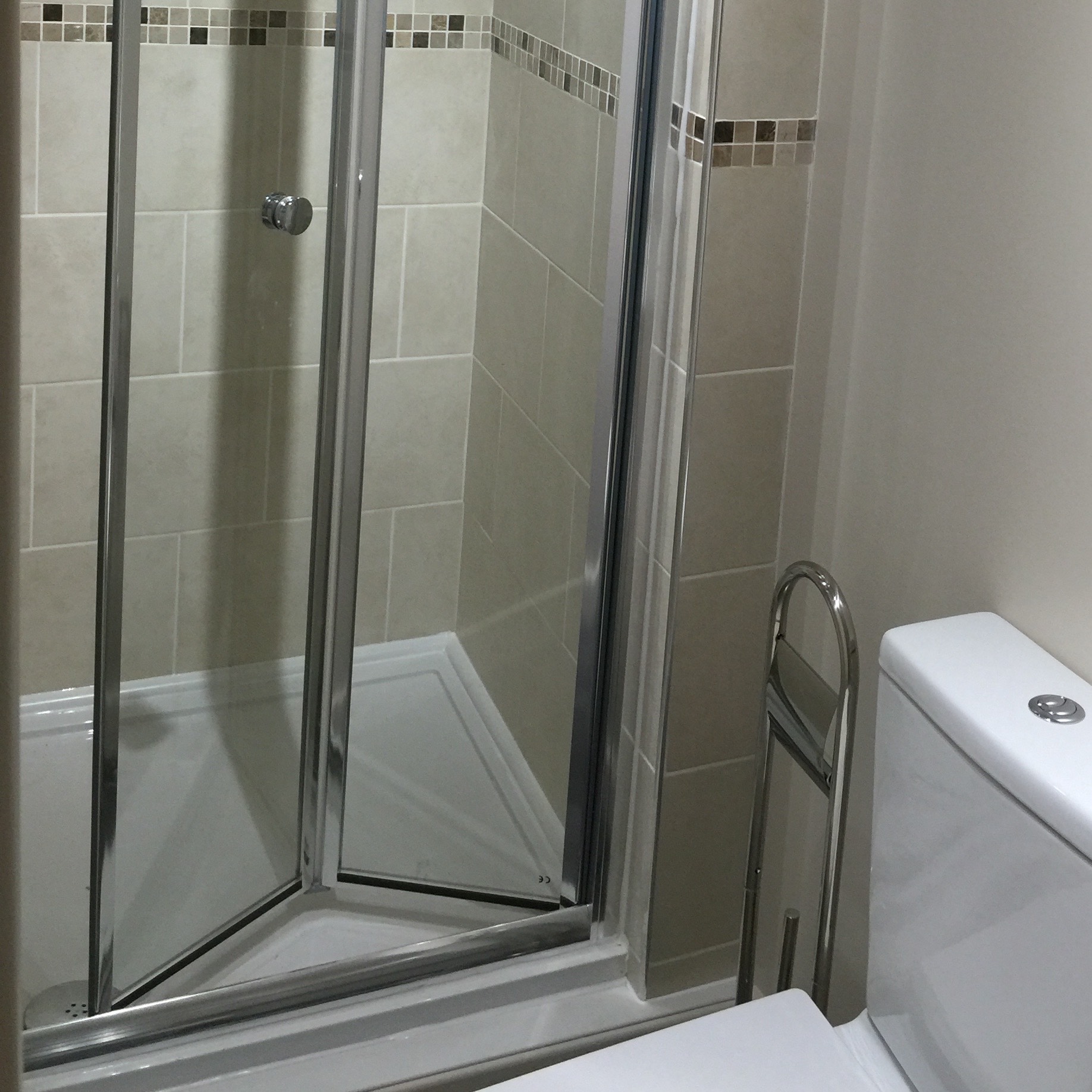 Which is more Preferable in an HMO: En-Suite Bathrooms or Bigger Bedrooms?