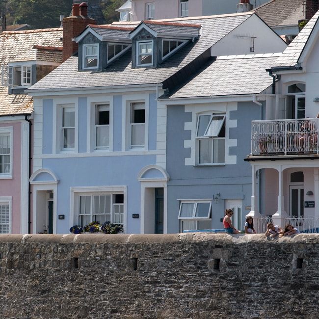 A Deep Dive into Buying a Holiday Let for Landlords and Investors