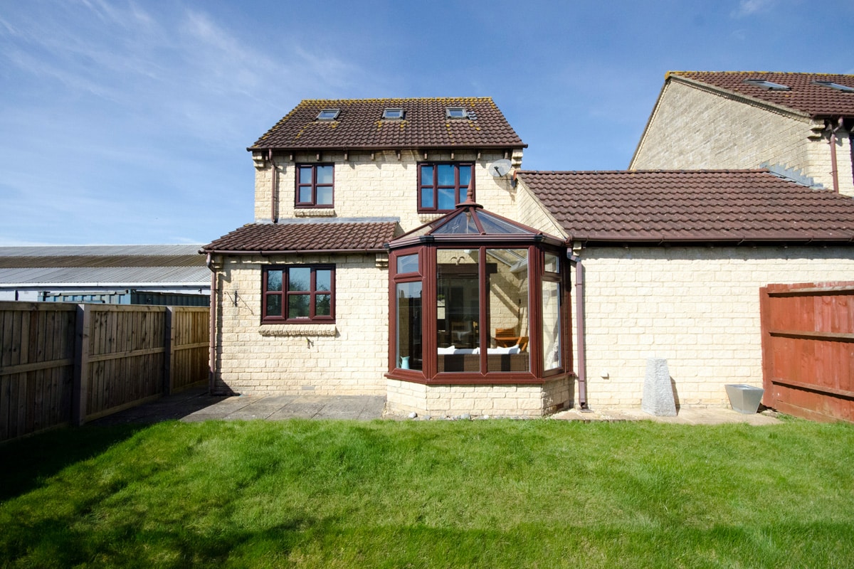 What is a Link-Detached House?